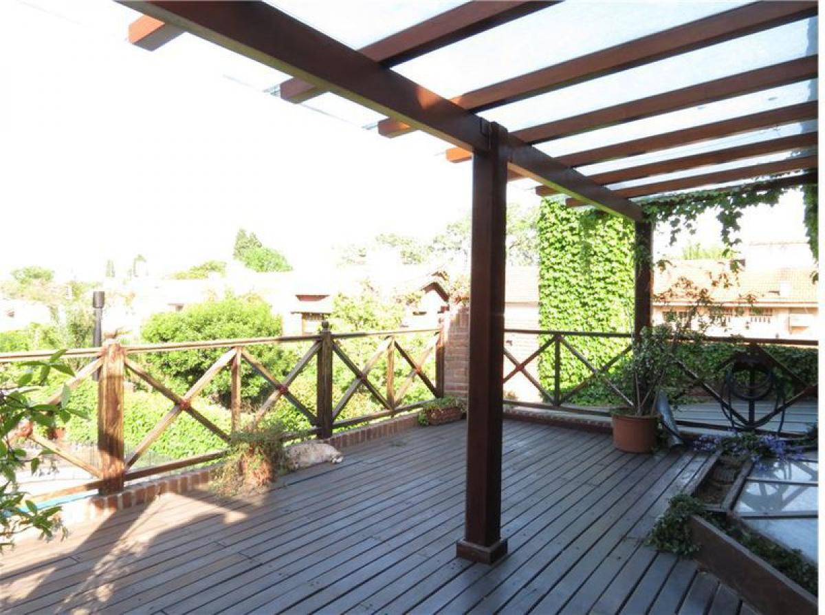 3 bedrooms House in Vicente Lopez, Argentina No. 1995