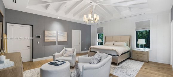 7 dormitorios villa en venta en Miami, Miami-Dade, Florida, USA № 615050 10