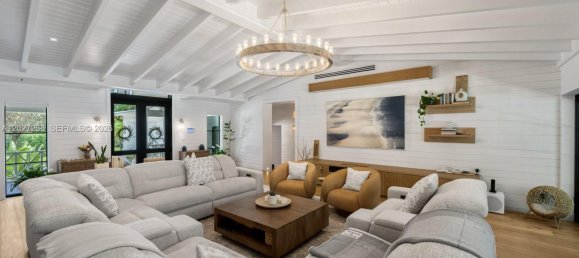 7 dormitorios villa en venta en Miami, Miami-Dade, Florida, USA № 615050 25