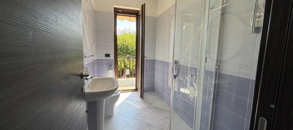 3 chambres Appartement à Montecorvino Pugliano, Italy No. 315558 6