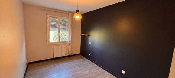 3 bedrooms Villa in Pugnac, France No. 294029 4