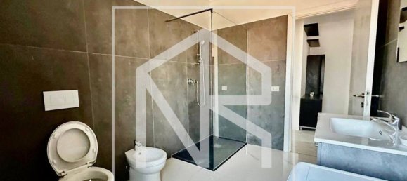 2 bedrooms Apartment in Rome, Italy No. 345256 9