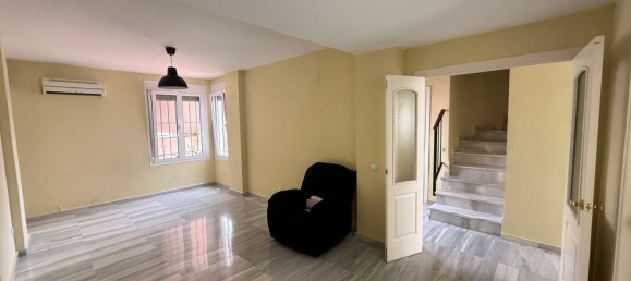 4 bedrooms Townhouse in Andalusia, Spain No. 154801 3