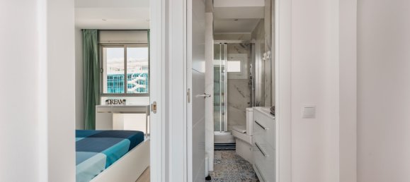 3 bedrooms Apartment in Ciutat Vella, Spain No. 28442 8