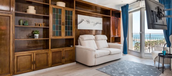 3 bedrooms Apartment in Ciutat Vella, Spain No. 28442 15