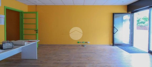 4-Zimmer Büro in Vaprio d'Adda, Italy, Nr. 275728 12