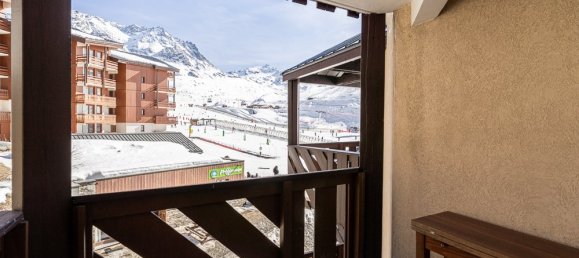 2 bedrooms Apartment in Les Belleville, France No. 488 8