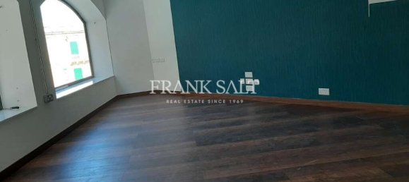  محل تجاري في Sliema, Malta 110متر مربع رقم 11739 8