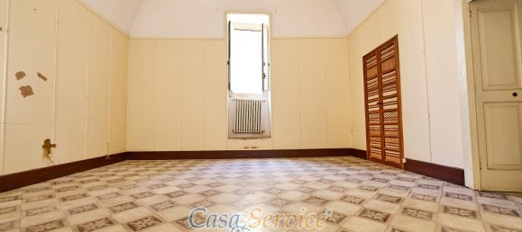 Apartamento de 6 habitaciónes en Casarano, Italy No. 232763 5