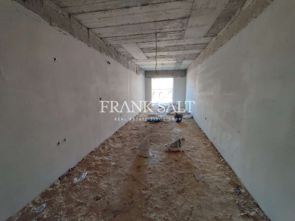 Apartamento de 2 dormitorios en Gzira, Malta No. 2418