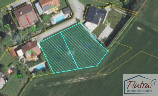 Земельный участок в Вайскирхен ан дер Траун, Австрия № 205194