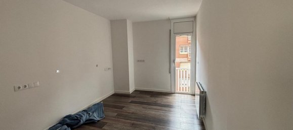 2 غرف نوم شقة في Horta-Guinardo, Spain رقم 146079 3