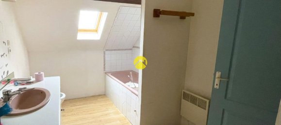 Дом с 6 спальнями в Фрюж, Франция № 89464 10