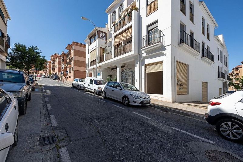  عقار تجاري في Granada, Spain 23متر مربع رقم 223990