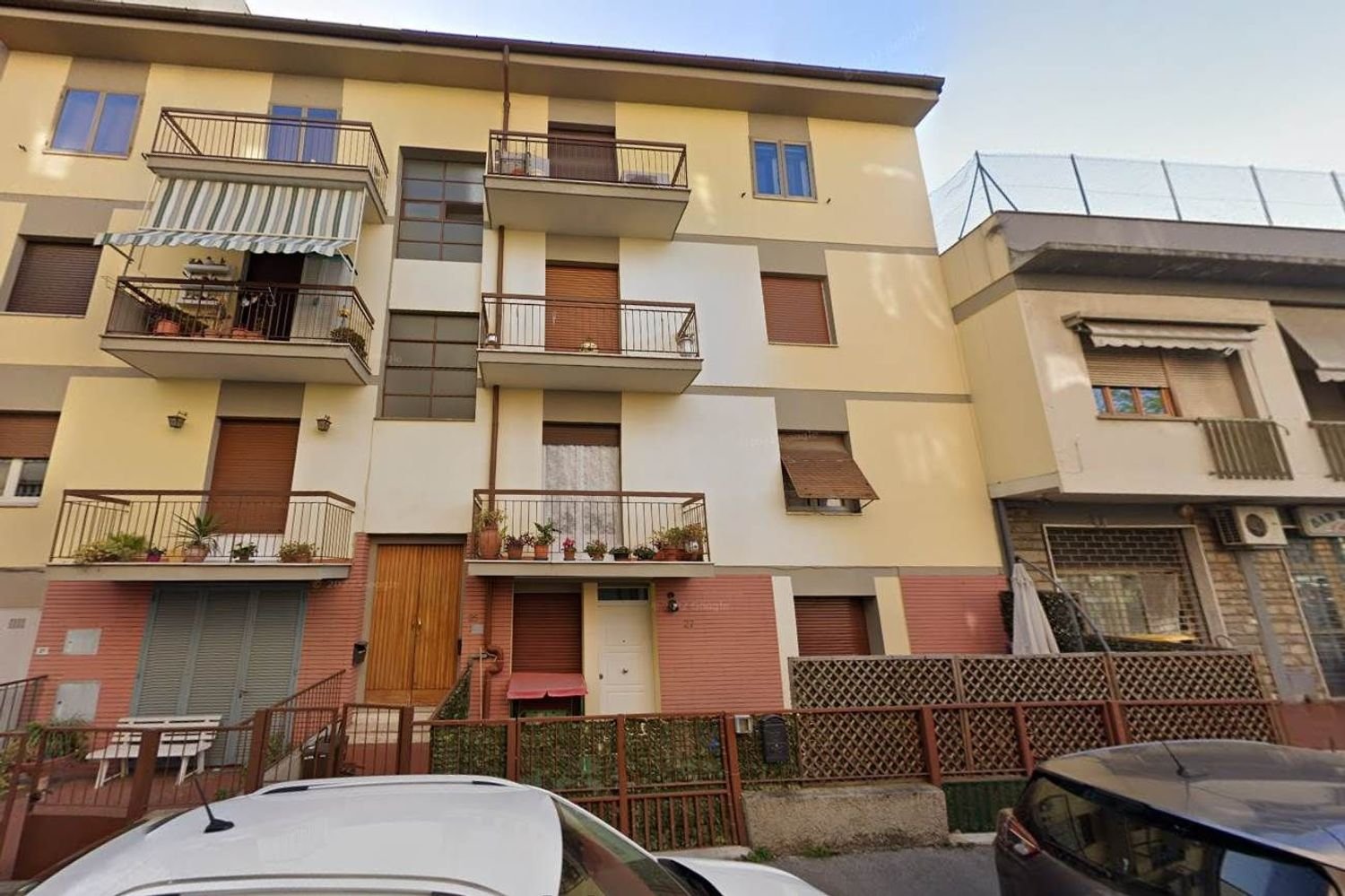 4 bedrooms Apartment in Campi Bisenzio, Italy No. 403630