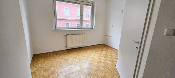 2 rooms Apartment in Gries, Austria No. 154366 2