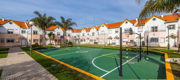 Villa de 4 dormitorios en Leiria, Portugal No. 17681 30