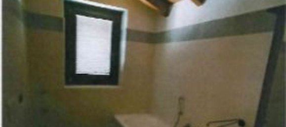 Квартира с 3 комнатами в Феррера ди Варесе, Италия № 179911 3