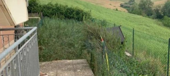 2غرفة مكتب في Montecalvo in Foglia, Italy رقم 77345 6