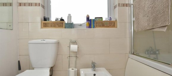 4 غرف نوم منزل في Essex, United Kingdom رقم 3988 8