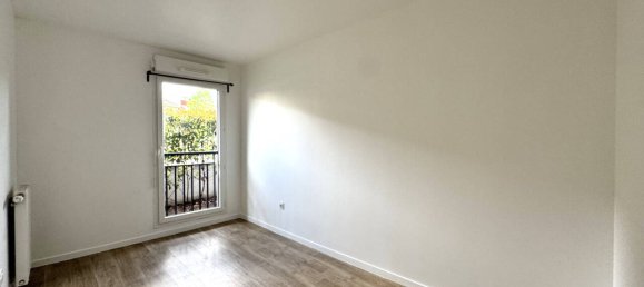 2 غرف نوم شقة في Beauchamp, France رقم 333927 7