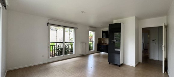 2 غرف نوم شقة في Beauchamp, France رقم 333927 3