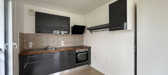 2 غرف نوم شقة في Beauchamp, France رقم 333927 2