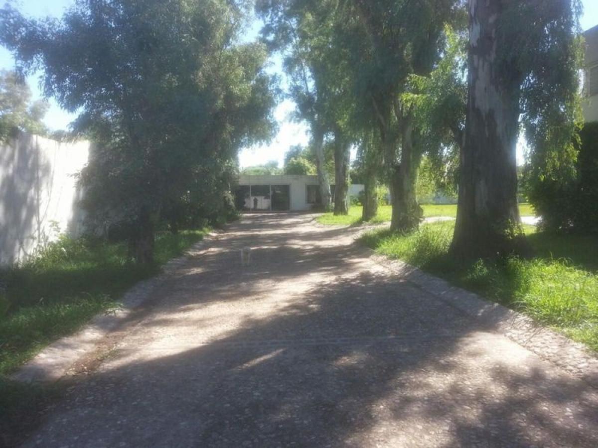 4 bedrooms House in Cordoba, Argentina No. 63348