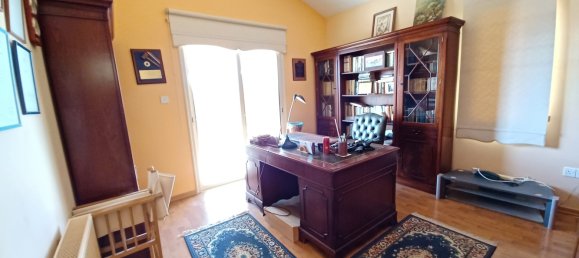 Villa de 4 dormitorios en Limassol, Cyprus No. 591 11