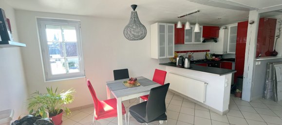 2 bedrooms Duplex in Amblainville, France No. 63474 2