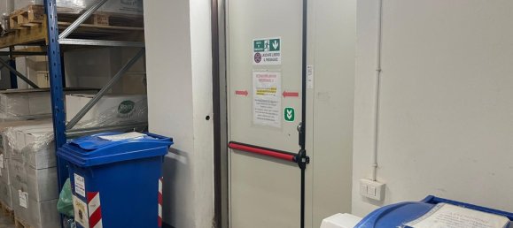 Almacén en Vigevano, Italy 300 m² No. 122299 7