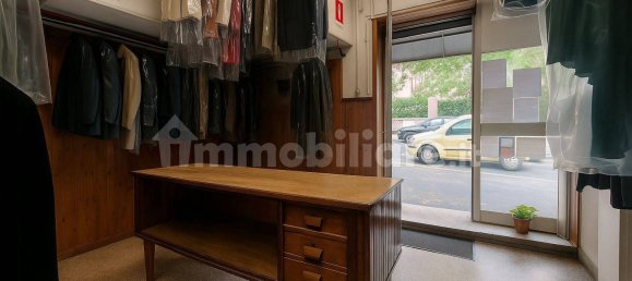 1 room Commercial property in Rome, Italy No. 317277 7