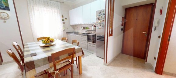 4 rooms Apartment in Pomigliano d'Arco, Italy No. 18527 18
