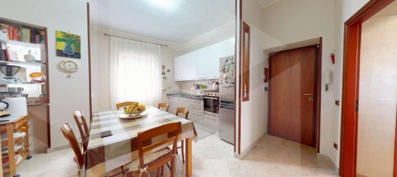 4 rooms Apartment in Pomigliano d'Arco, Italy No. 18527 14