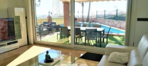 Villa de 3 dormitorios en Torre del Mar, Spain No. 54141 2