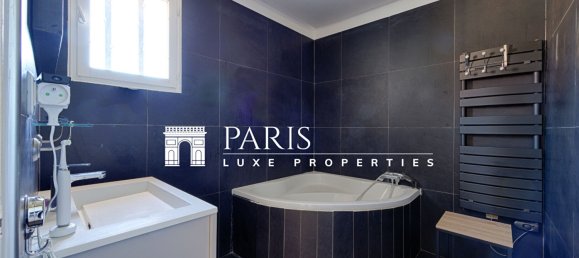 Дом с 4 спальнями в Марсель, Франция № 352247 13