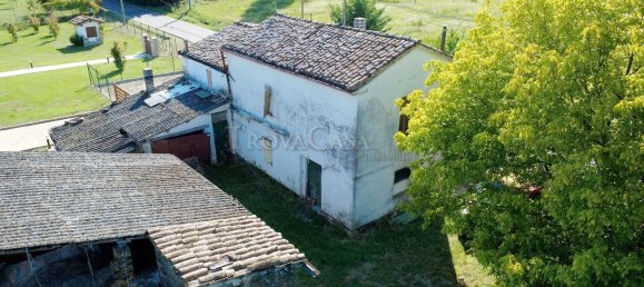 Casa de 5 dormitorios en Fidenza, Italy No. 343547 3