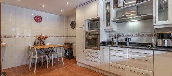 3 bedrooms House in Torrelodones, Spain No. 183215 10