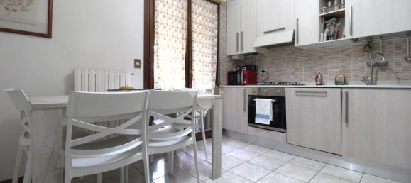 4-salle Appartement à San Giovanni in Persiceto, Italy No. 293372 11