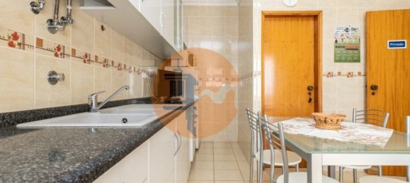 Дом с 12 спальнями в Вила Нова де Касела, Португалия № 143125 44