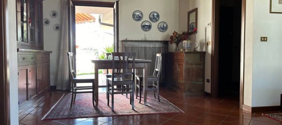 Casa de 3 dormitorios en Udine, Italy No. 51716 3