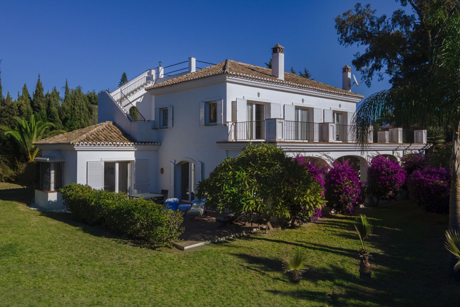 3 bedrooms Villa in Marbella, Spain No. 117165