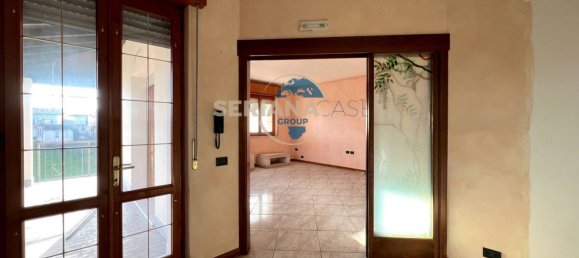 Apartamento de 4 habitaciónes en Gandino, Italy No. 6363 6
