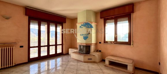 Apartamento de 4 habitaciónes en Gandino, Italy No. 6363 5