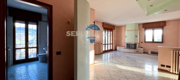 Apartamento de 4 habitaciónes en Gandino, Italy No. 6363 13