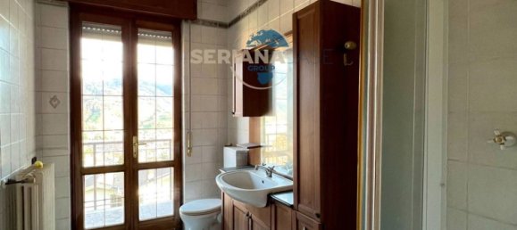 Apartamento de 4 habitaciónes en Gandino, Italy No. 6363 14