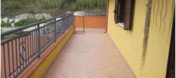 Apartamento de 7 divisões em Cerisano, Italy N.º 181521 27