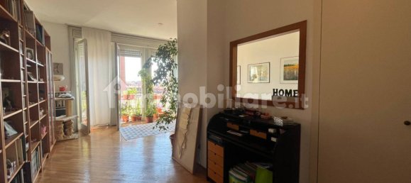 Apartamento de 3 dormitorios en Milan, Italy No. 363777 2