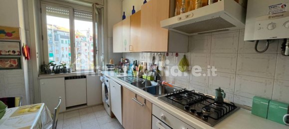 Apartamento de 3 dormitorios en Milan, Italy No. 363777 12