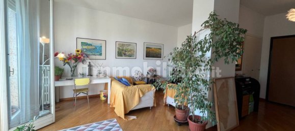 Apartamento de 3 dormitorios en Milan, Italy No. 363777 3